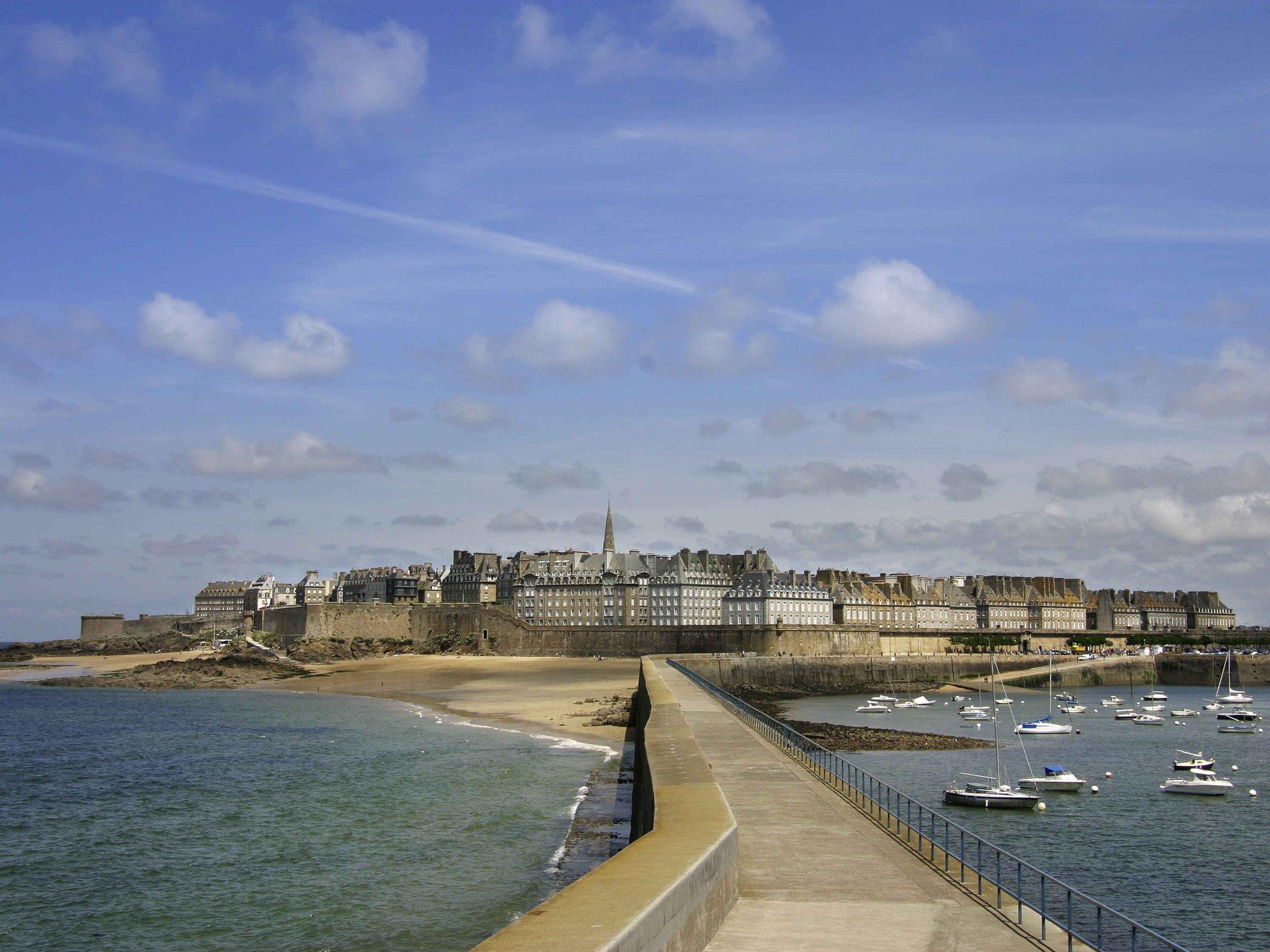 Ibis Saint Malo Plage Exterior photo